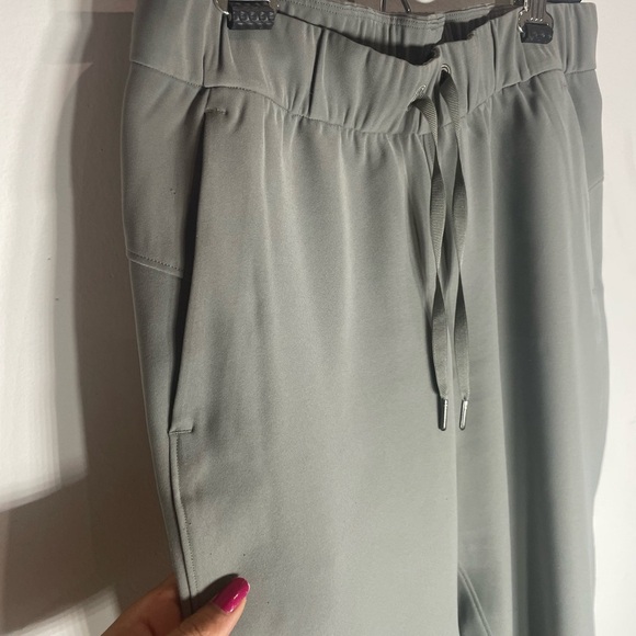 Lululemon Athletica Gray Pants - Picture 2 of 5